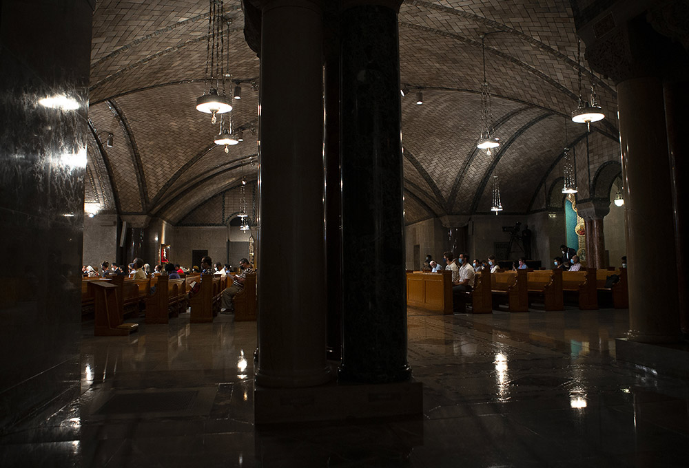 People attend Mass in the Crypt Church at the Basilica of the National Shrine of the Immaculate Conception in Washington Sept. 16. (CNS/Tyler Orsburn)