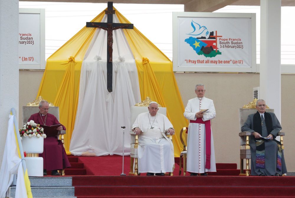 Anglican Archbishop Justin Welby, Pope Francis and Rev. Iain Greenshields, moderator of the Presbyterian Church of Scotland, attend an ecumenical prayer service at the John Garang Mausoleum in Juba, South Sudan, Feb. 4. (CNS/Paul Haring)