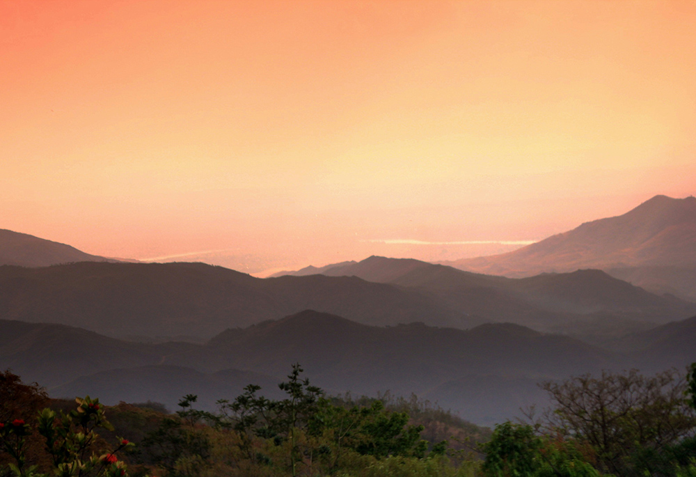 A horizon is pictured in Blantyre, Malawi, where Sr. Odilia Wonondo currently resides. (Unsplash/Malawi)