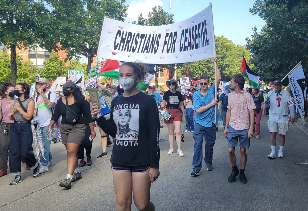 Thousands of protesters participate in the "March on the DNC" on the opening day of the Democratic National Convention, Aug. 19 in Chicago. (NCR photo/Heidi Schlumpf)