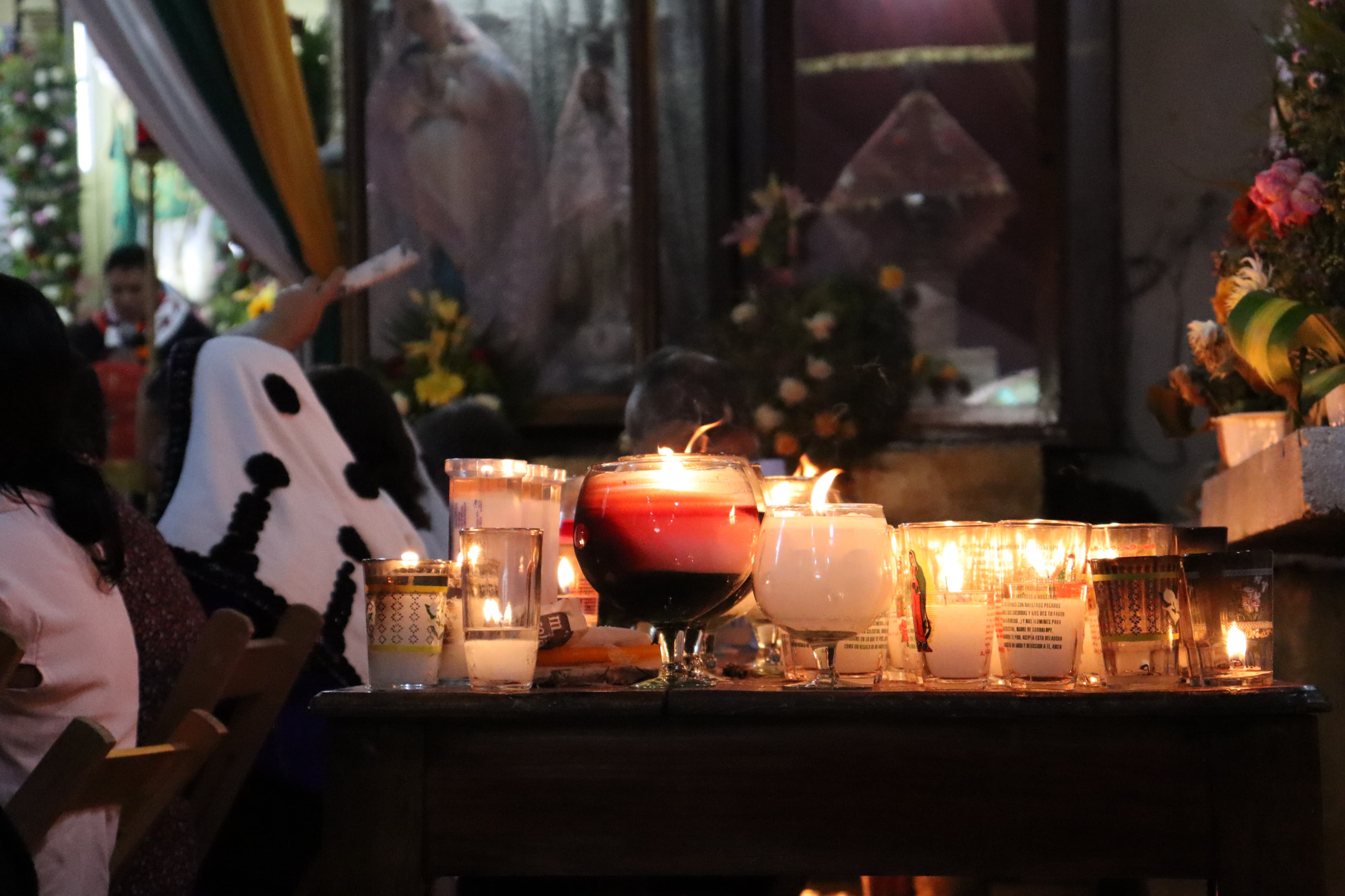 Las junioras Meza y Diego trabajan en equipo con la diócesis y la parroquia. Imagen: Misa celebrada en la parroquia de San Pedro Chenalhó, Chiapas, México. (Foto: Eduardo Cordero)