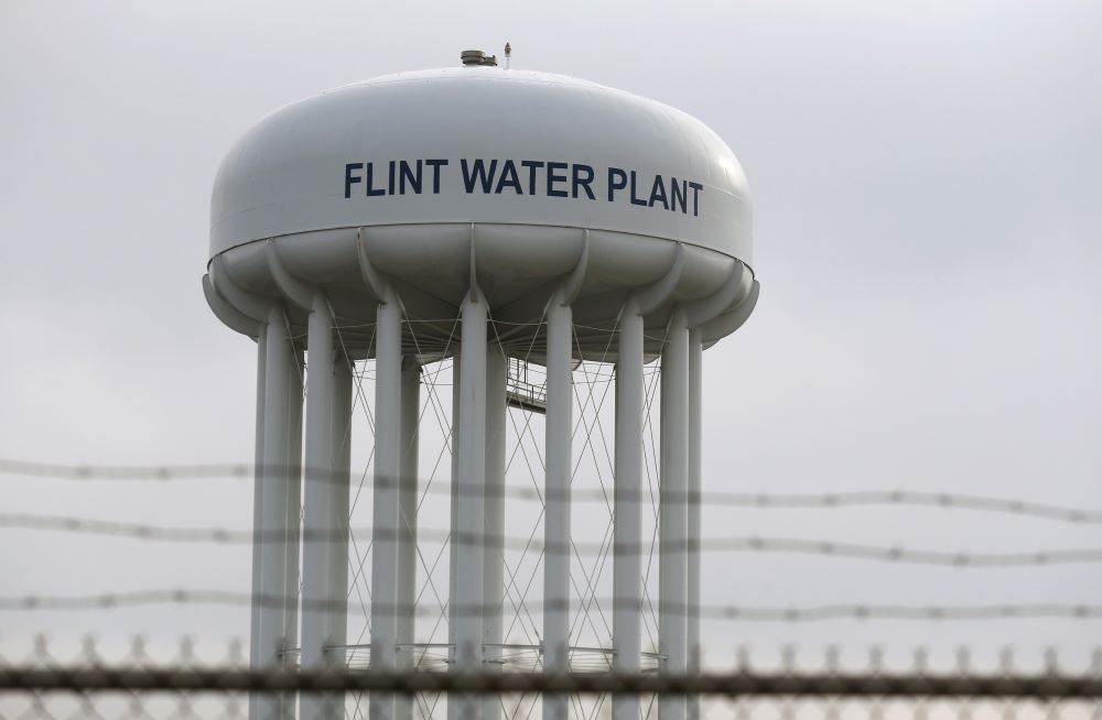 Flint, Michigan, water tower