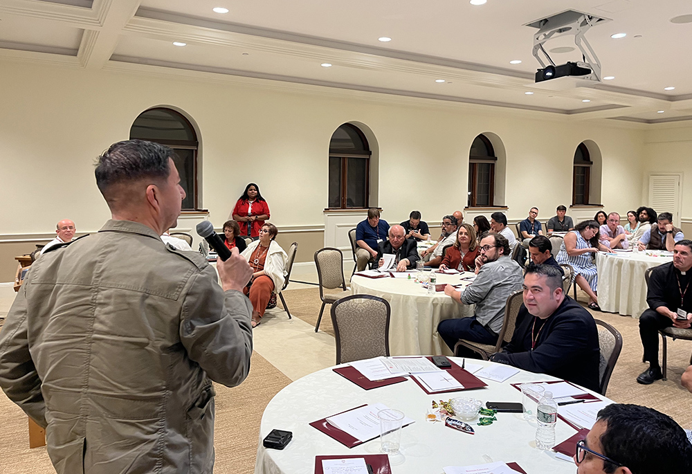 Ignacio Rodriguez, president of the National Catholic Association of Diocesan Directors of Hispanic Ministry, shares some words during the Nuevo Momento meeting. (Luis Donaldo González)