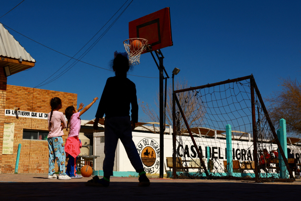 Migrant girls play at the Casa del Migrante shelter in Ciudad Juarez, Mexico, Feb. 22, 2025. (OSV News/Reuters/Jose Luis Gonzalez)