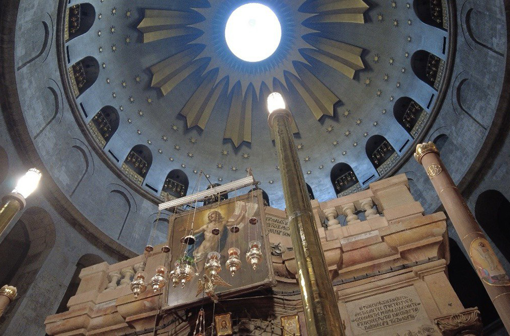 The altar of the Church of the Holy Sepulchre, traditionally believed to be the tomb of Jesus Christ, is pictured in Jerusalem's Old City. (Francesca Maria Lorenzini)