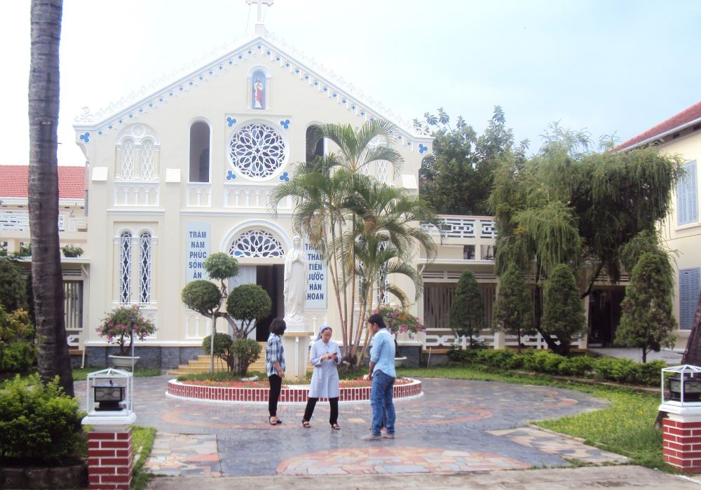 The chapel and motherhouse of the Daughters of Mary of the Immaculate Conception in Hue 