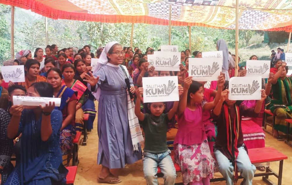 Sr. Zita Rema organizes an awareness-building program for migrant workers in the Archdiocese of Chittagong, Bangladesh. (Courtesy of Zita Rema)