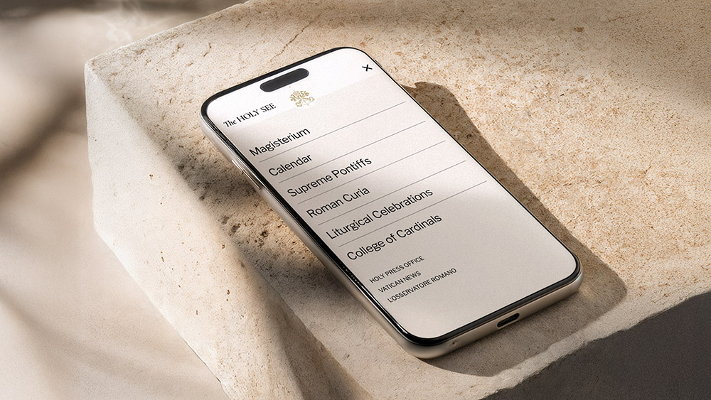 The Vatican website has been updated to be accessible on all platforms: laptops, tablets and phones.  (Courtesy of Vatican.va)