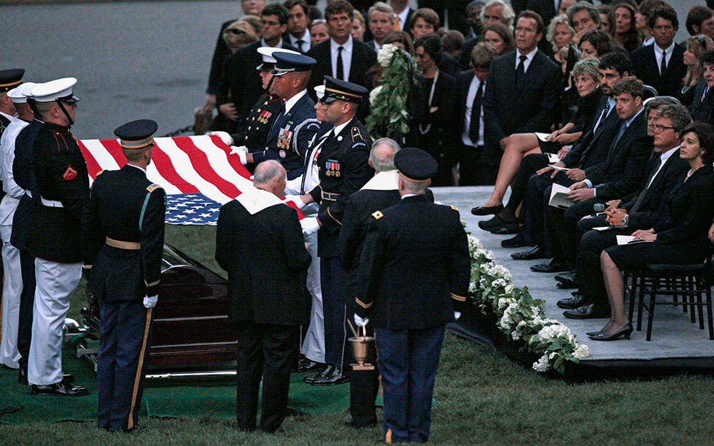 Cardinal Theodore McCarrick addresses Kennedy family members during the burial service for Sen. Edward M. Kennedy at Arlington National Cemetery in Arlington, Va., Aug. 29, 2009. (CNS/Reuters/Jim Young)