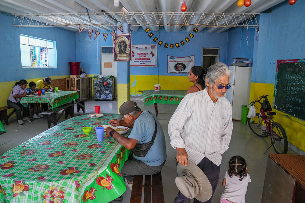 The diocese's Commission for Human Mobility and Human Trafficking set up food pantries that are still open, including the Divine Mercy Eatery near the center of Chiclayo, Peru. (GSR photo/Manuel Rueda)