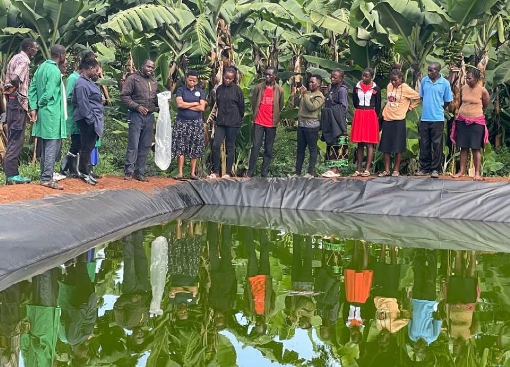 The Trans-Nzoia County fisheries officer talks to students.