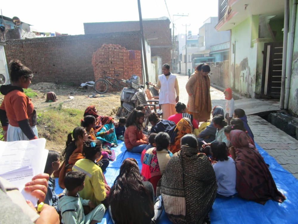  Sr. Annie Manickathan of the Sisters of Charity of Jesus and Mary during a medical awareness camp in a frontier hamlet of Samba, India. (Umar Manzoor Shah)