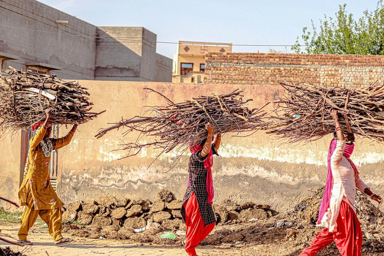 En la noche de este mundo, tantas veces falto de humanidad, las estrellas que guían la fe tienen rostro de mujer: hermanas de comunidad que, desde su servicio a otras mujeres en vulnerabilidad, transmiten esperanza, aunque no sean reconocidas en el “firmamento eclesial”. (Foto: Pixabay)