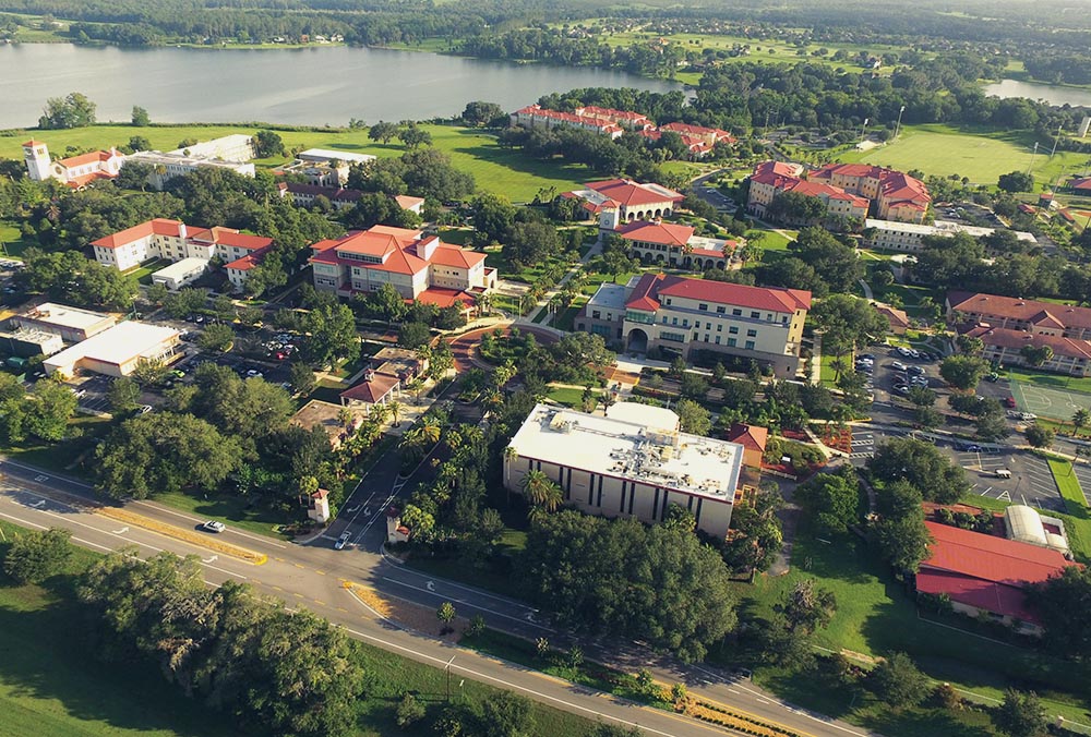 A 2017 aerial view of the main campus of St. Leo University in St. Leo, Florida (Wikimedia Commons/Odiedude)