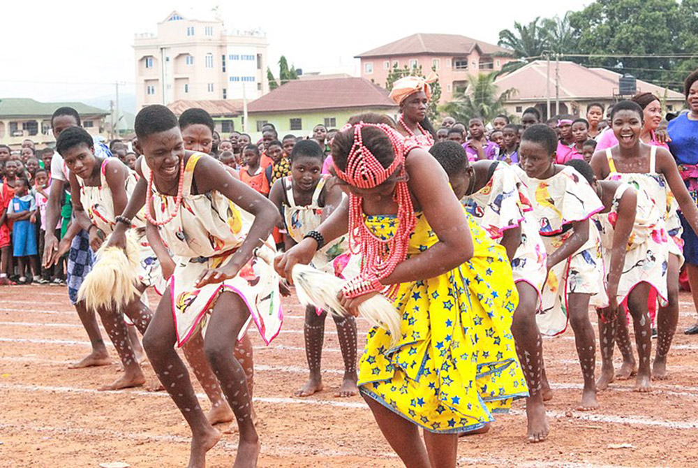 A cultural dance troupe, comprising female students from Annunciation Secondary School, Nkwo, Nike, in Enugu State, Nigeria, dances to traditional Igbo music Feb. 26, 2019. (Wikimedia Commons/Arch-Angel Raphael the Artist)