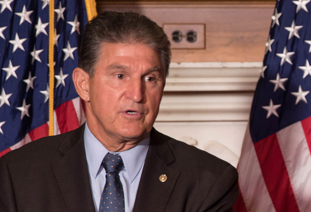 Sen. Joe Manchin, D-West Virginia (Wikimedia Commons/Senate Democrats) Sen. Joe Manchin, D-West Virginia (Wikimedia Commons/Senate Democrats)