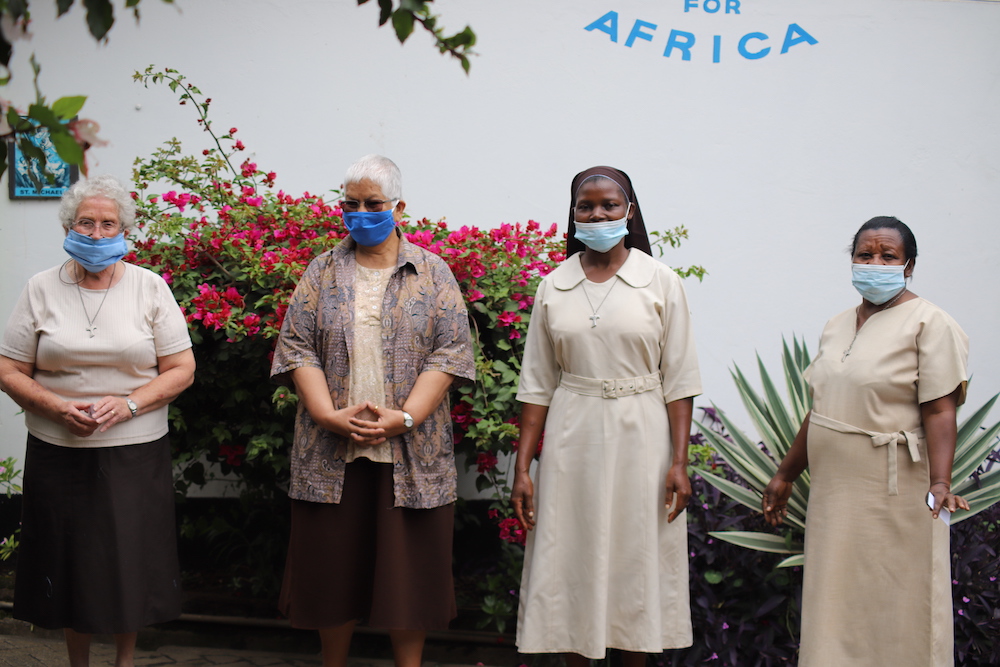 Sr. Miriam Duggan, left, and the other members of Franciscan Missionaries for Africa at Cheshire home for the elderly in Kariobangi slum outside of Nairobi, Kenya. (Doreen Ajiambo)