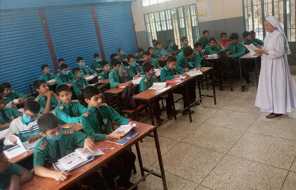 Shanti Rani Sr. Pierina Cecilia Das teaches students at St. Francis Xavier High School in Balubari, Dinajpur, Bangladesh. (Sumon Corraya)