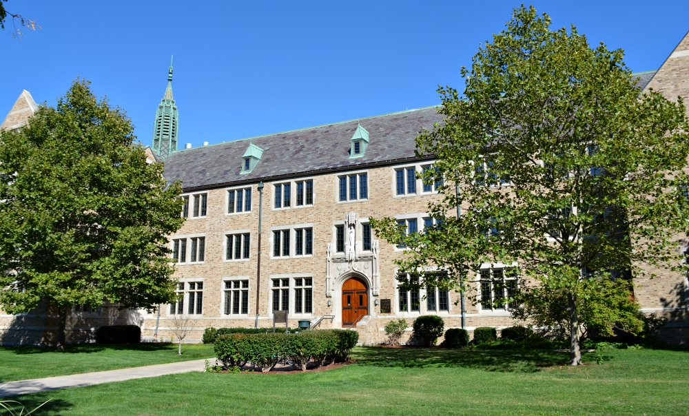 St. Liam Hall, which houses Notre Dame's University Health Services (Wikimedia Commons/Eccekevin) St. Liam Hall, which houses Notre Dame's University Health Services (Wikimedia Commons/Eccekevin)
