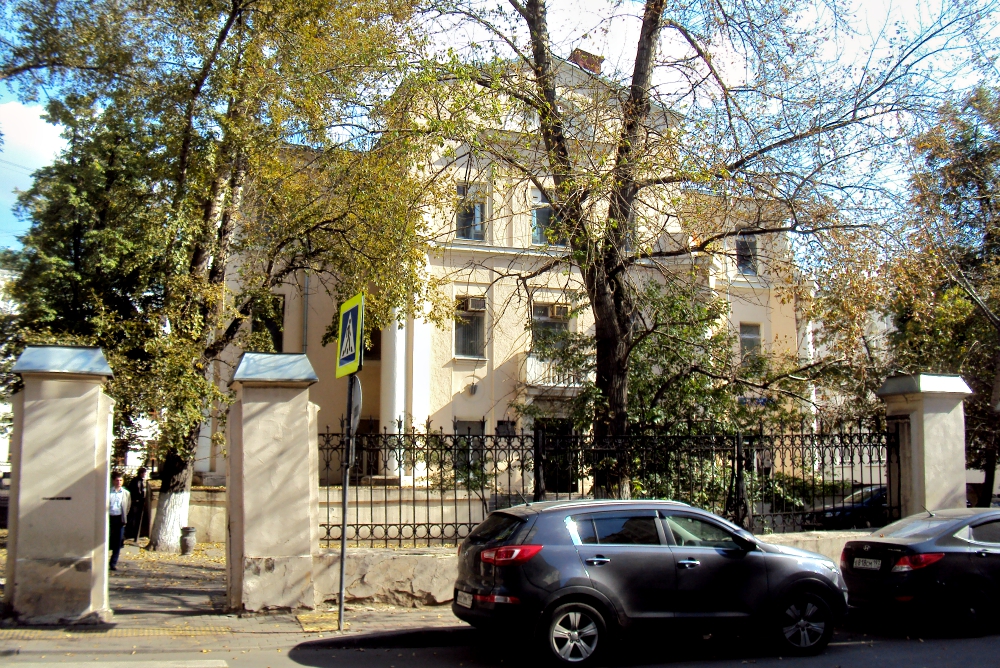 Sts. Peter and Paul, a historic Catholic church in Moscow, still awaits reopening, despite several court rulings in favor of the parish. (Wikimedia Commons/Kemal Kozbaev)