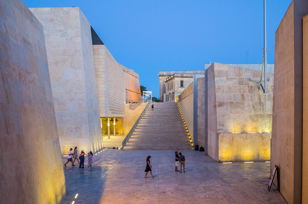 The Valletta City Gate in Malta (Wikimedia Commons/Didi8600)