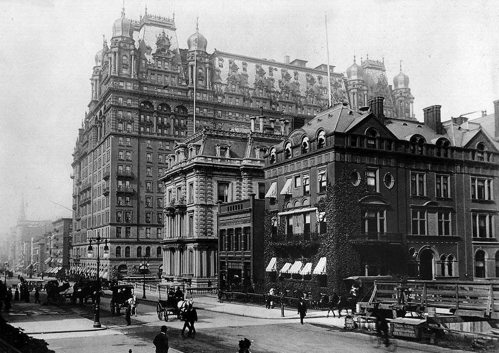 A view of the Waldorf-Astoria Hotel, New York City, 1899 (Wikimedia Commons/Library of Congress) A view of the Waldorf-Astoria Hotel, New York City, 1899 (Wikimedia Commons/Library of Congress)
