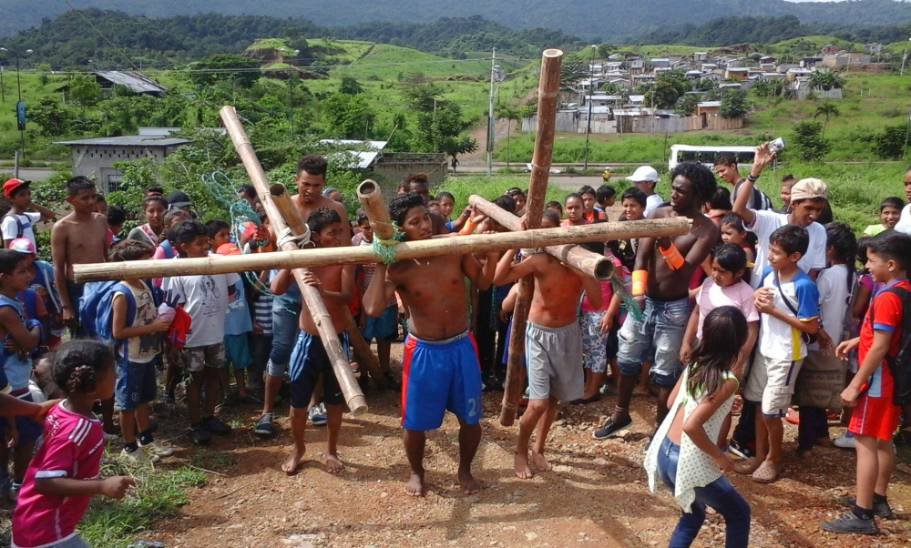 A Way of the Cross procession in Guayaquil, Ecuador, in April 2015 (Megan Radek)