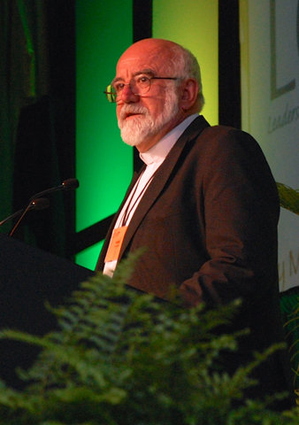 Fr. Hank Lemoncelli speaks Tuesday to members of the Leadership Conference of Women Religious at the welcoming ceremony for the group's annual assembly in Nashville, Tenn. (Dan Stockman)