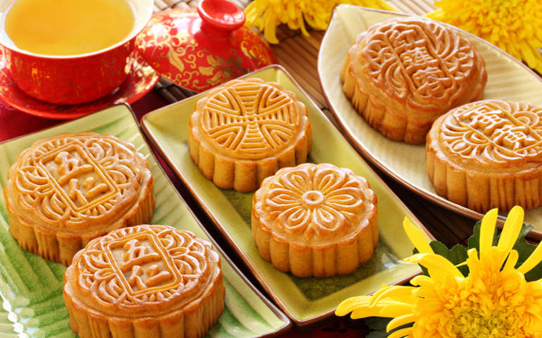 Mooncakes. © Sofiaworld | Dreamstime.com