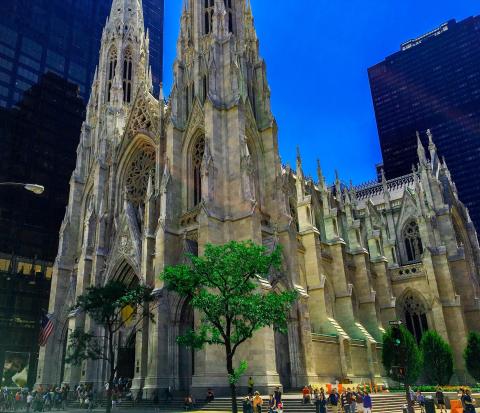 En el corazón financiero del mundo, el ritmo del corazón de la Hna. Ana Martínez de Luco late de una manera diferente. (Foto: cortesía Catedral de San Patricio, Nueva York, EE. UU.) 