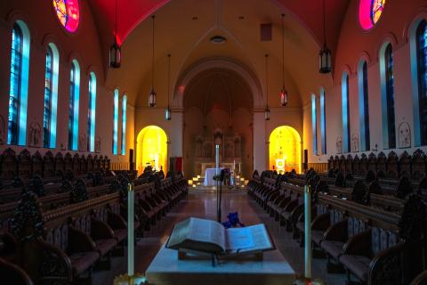  Capilla de Santa Escolástica, Monasterio Benedictino de Santa Escolástica en Atchison, Kansas, EE. UU. (Foto: Helga Leija)