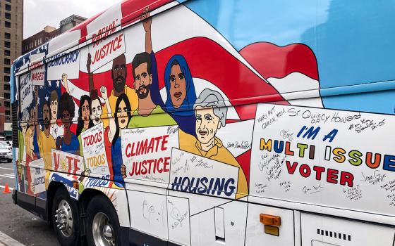 The Nuns on Bus and Friends tour highlights voter issues for this year's election. (GSR photo/Carol Zimmermann)