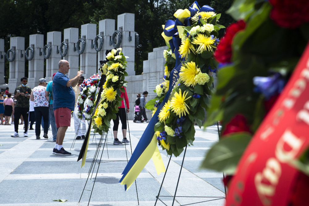 People are seen at the World War II Memorial in Washington during Memorial Day May 31, 2021. (CNS/Tyler Orsburn)