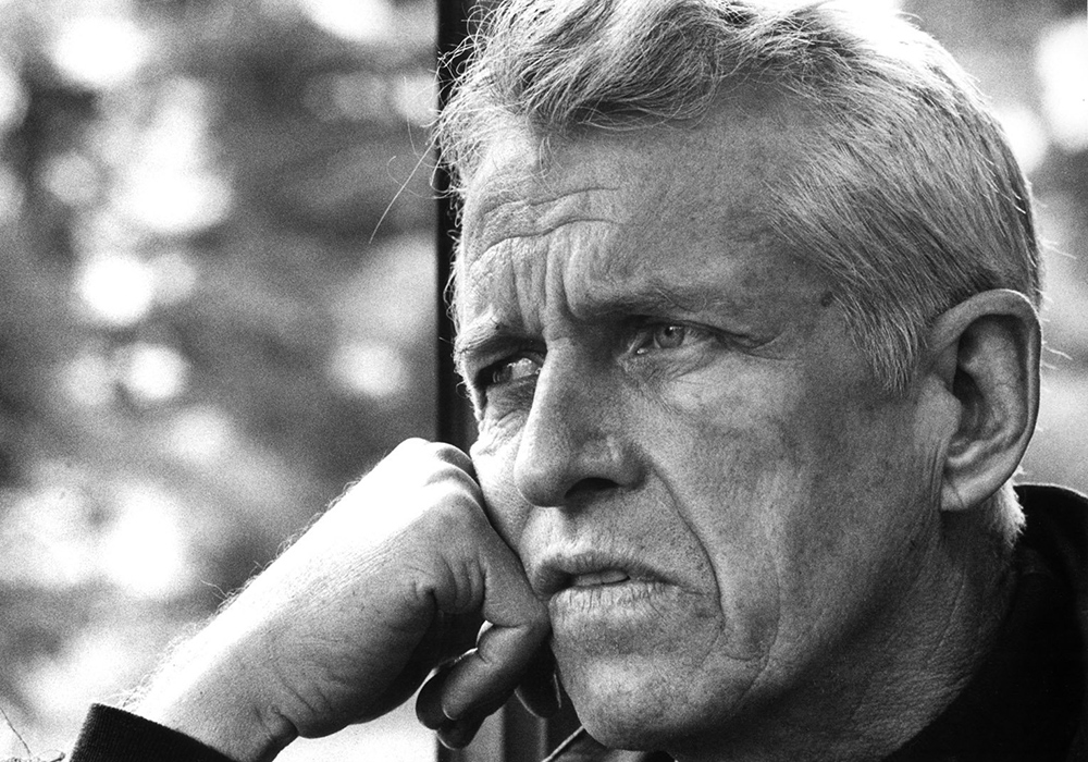 Peace activist Philip Berrigan is pictured at the University of Washington in Seattle in the summer of 1977. The former Josephite priest, a leading figure in the Catholic anti-war movement for more than 40 years, died from cancer Dec. 6, 2002, in Baltimore. He was 79. (CNS file photo/Tom Salyer)