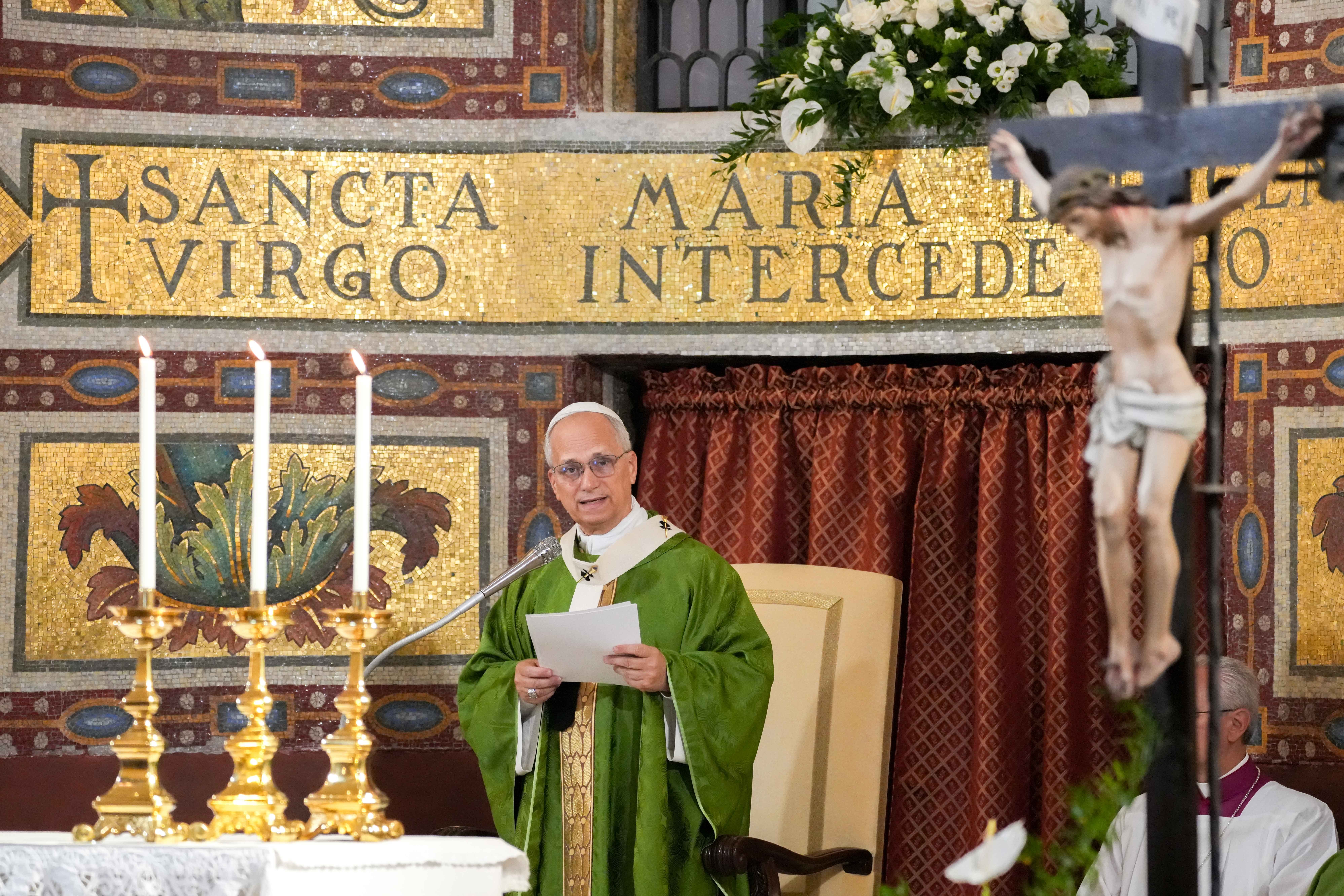  Pope Leo XIV gives his homily as he celebrates Mass with people assisted by the diocesan Caritas agency at the Shrine of Santa Maria della Rotonda in Albano Laziale, Italy, Aug. 17, 2025. (CNS photo/Lola Gomez)