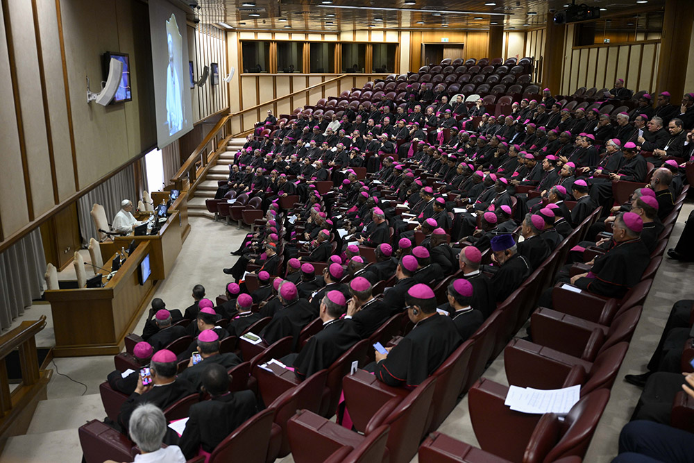 Pope Leo XIV meets at the Vatican Sept. 11, 2025, with newly appointed bishops, including about a dozen from the United States, who were in Rome for a Vatican-sponsored course for new bishops. (CNS/Vatican Media)