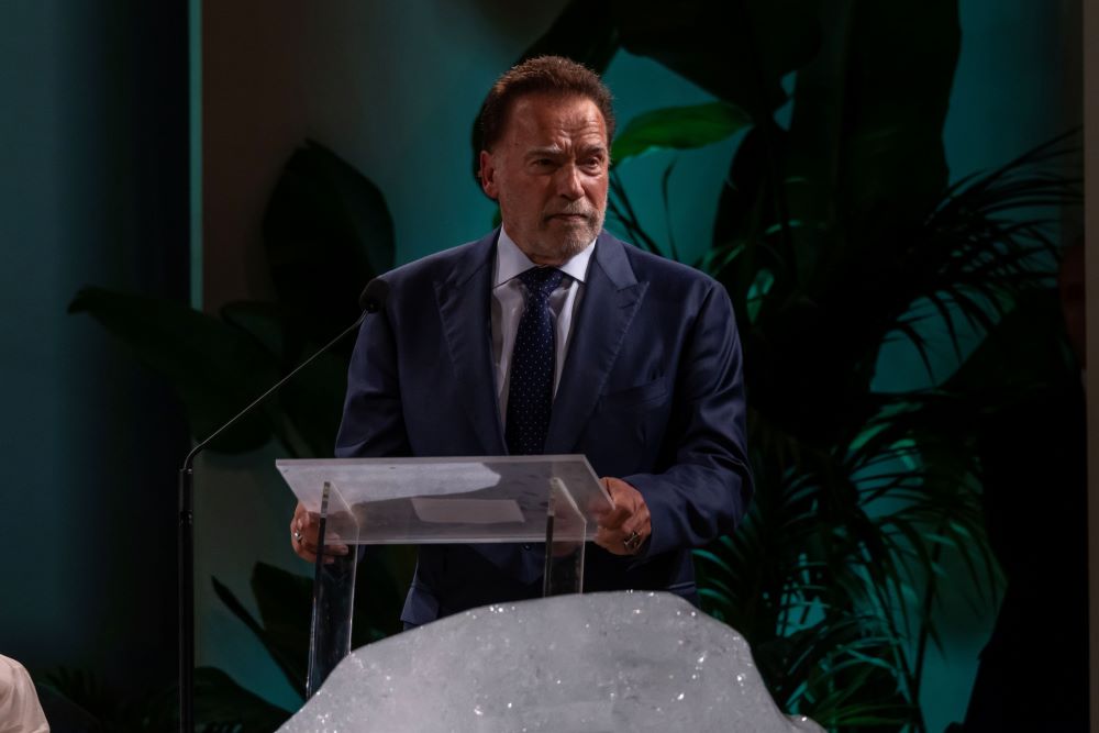 Arnold Schwarzenegger