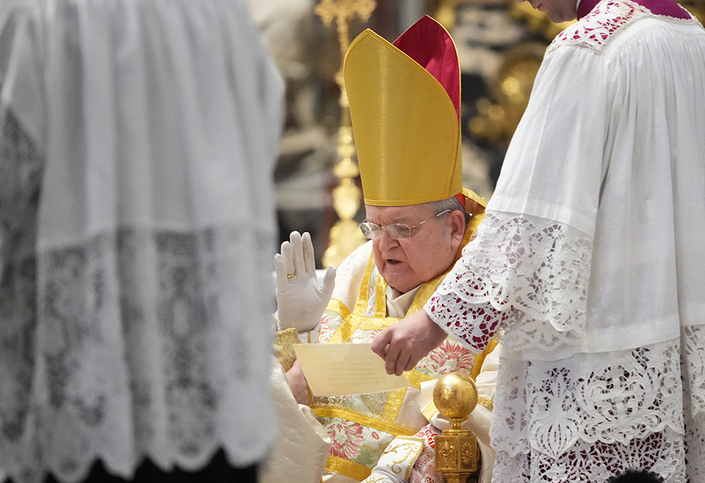 Cardinal Raymond Leo Burke celebrates an old Latin Mass for pilgrims in St. Peter's Basilica, at the Vatican, Saturday, Oct. 25, 2025. (AP photo/Alessandra Tarantino)