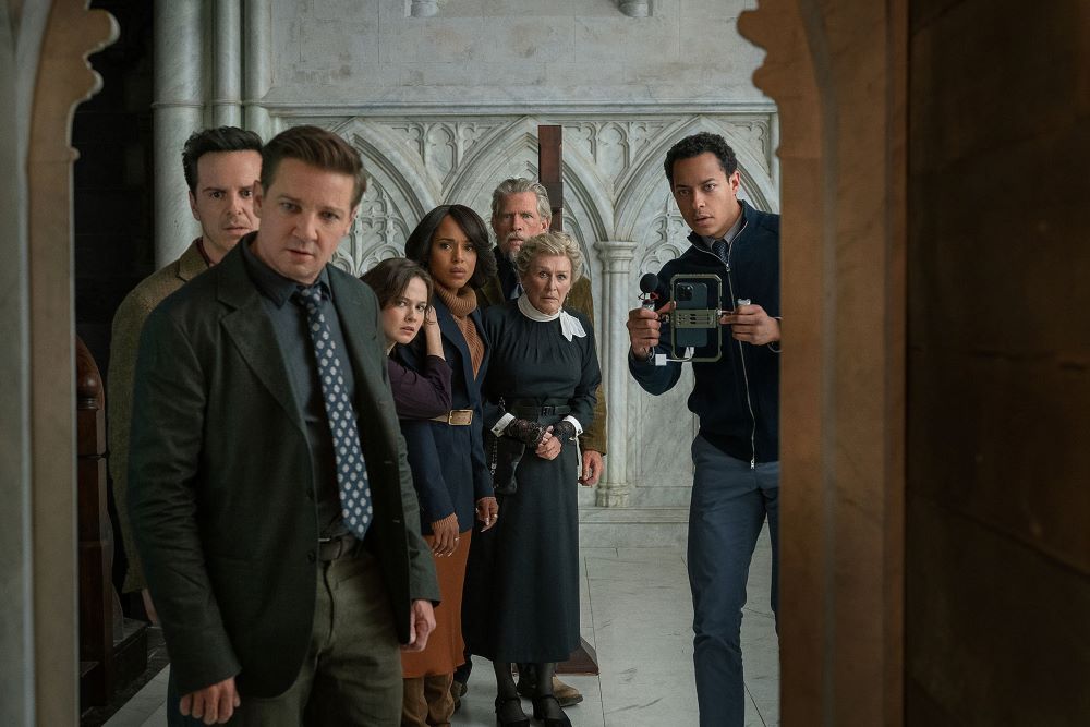 Cast members of "Wake Up Dead Man": Jeremy Renner, Andrew Scott, Cailee Spaeny, Kerry Washington, Glenn Close, Thomas Haden Church and Daryl McCormack.