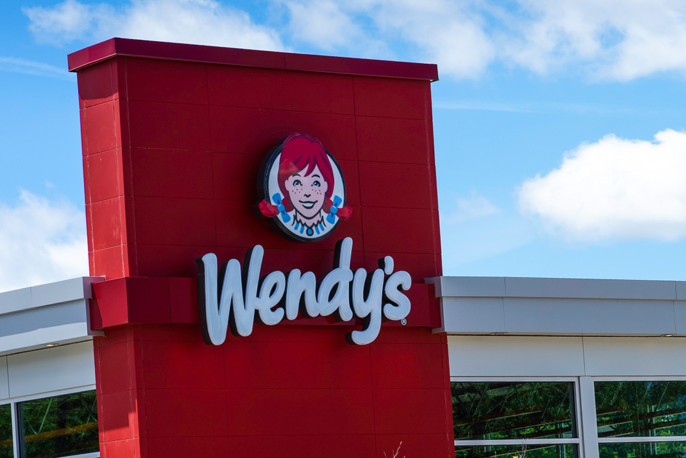 Sign for Wendy's fast food restaurant (Pixabay/Michael Form)