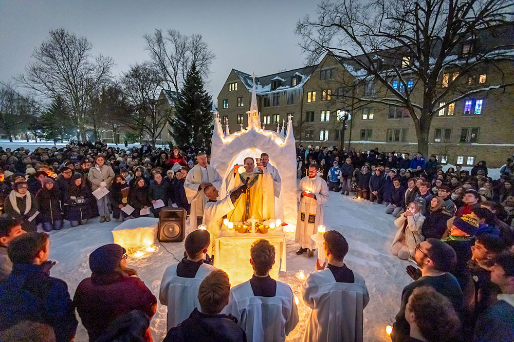 Holy Cross Fr. Peter McCormick celebrates Mass outside the St. Olaf Ice Chapel on the North Quad at the University of Notre Dame, in South Bend, Indiana, on Feb. 2, 2026. (University of Notre Dame/Michael Caterina)