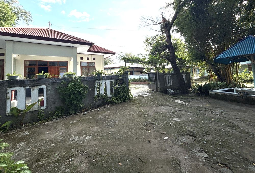 St. Theresa Shelter in Labuan Bajo is about 50 meters (55 yards) from the main road and intentionally unobtrusive within the neighborhood in eastern Indonesia (Ryan Dagur)