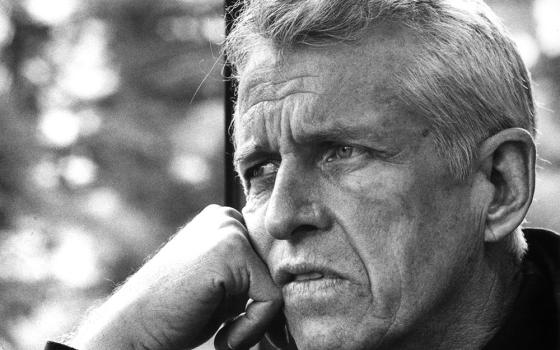 Peace activist Philip Berrigan is pictured at the University of Washington in Seattle in the summer of 1977. The former Josephite priest, a leading figure in the Catholic anti-war movement for more than 40 years, died from cancer Dec. 6, 2002, in Baltimore. He was 79. (CNS file photo/Tom Salyer)