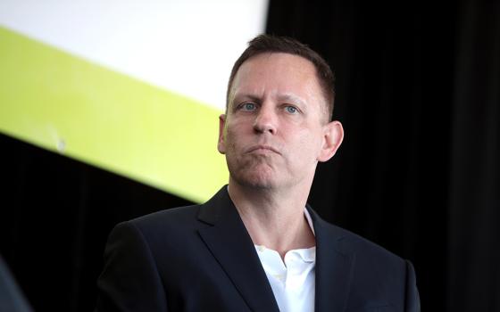 Peter Thiel speaks with attendees at the 2022 Converge Tech Summit in Scottsdale, Arizona. (Wikimedia Commons/Gage Skidmore)
